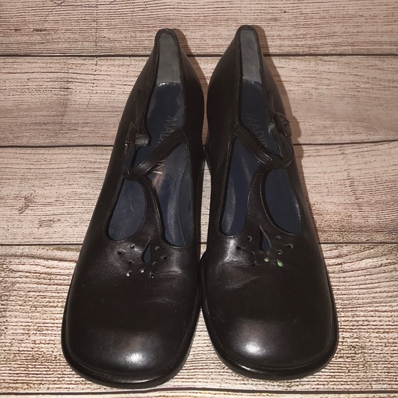 kitson Shoes - Madison Black Mary Janes heels Size 36